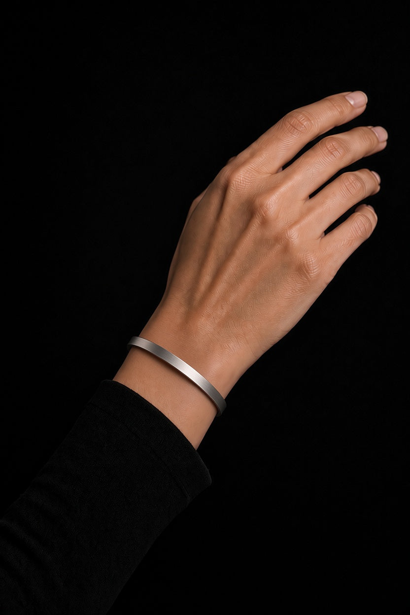 Pulsera de acero inoxidable clásica (acabado satinado)